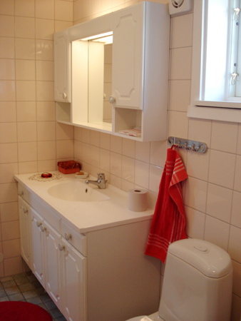 Bathroom no. 2