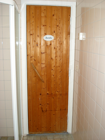 Bathroom no. 3